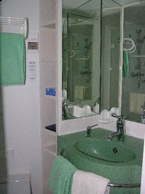 image25
